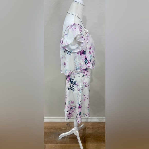 💜”Kensie” White & Purple Floral Dress w/Crisscross Neckline Detailing - Picture 9 of 17